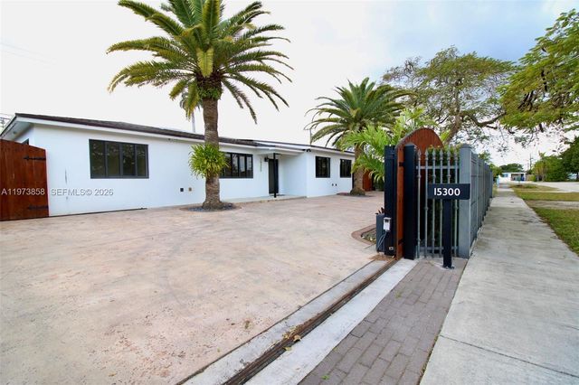 15300 SW 299th St, Homestead, FL 33033