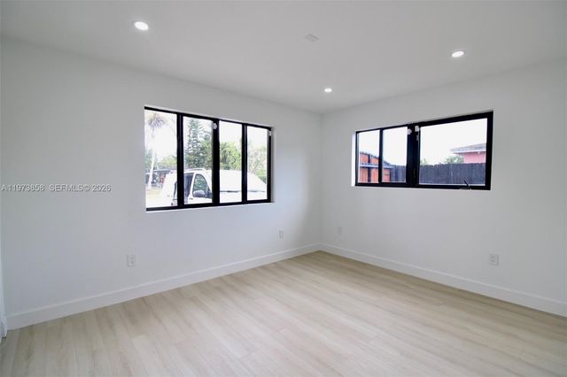 15300 SW 299th St, Homestead, FL 33033