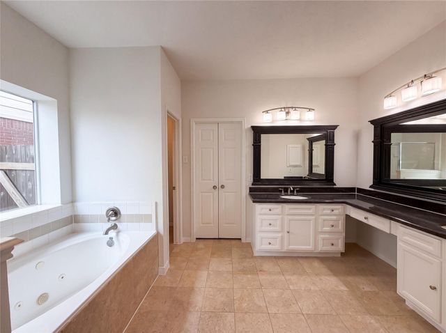 3106 Forrester Drive, Pearland, TX 77584