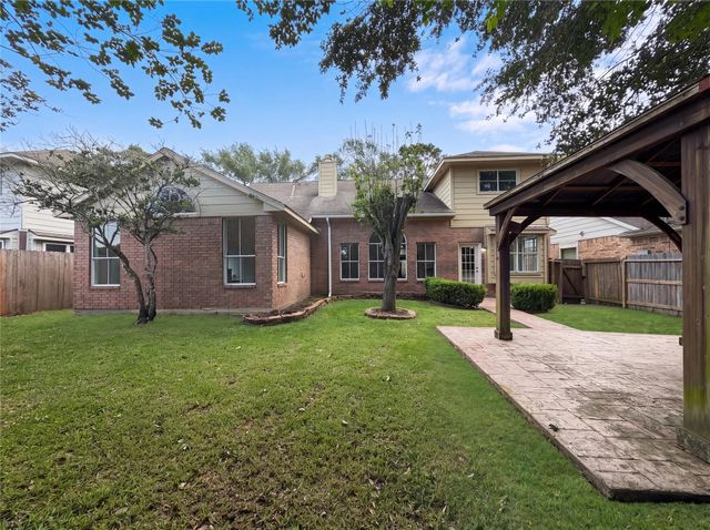 3106 Forrester Drive, Pearland, TX 77584