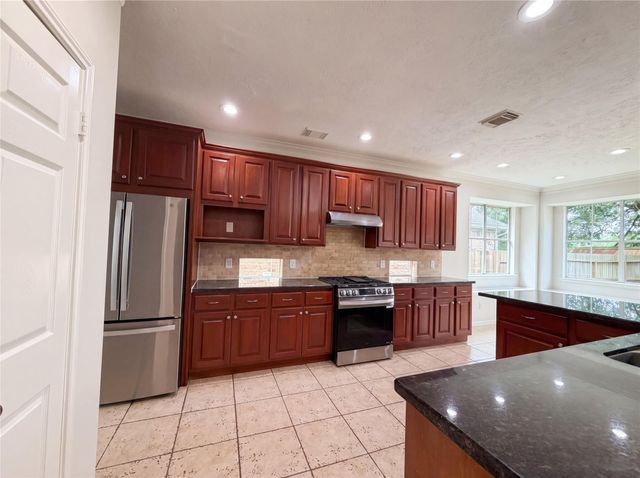 3106 Forrester Drive, Pearland, TX 77584