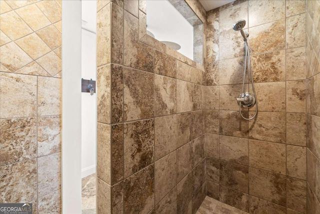 15 E Hyalite Road E, Dahlonega, GA 30533