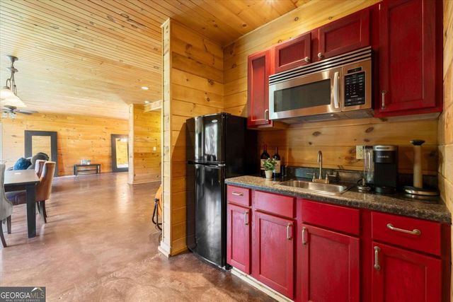 15 E Hyalite Road E, Dahlonega, GA 30533