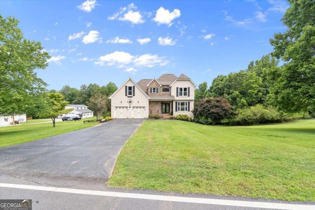 15 E Hyalite Road E, Dahlonega, GA 30533