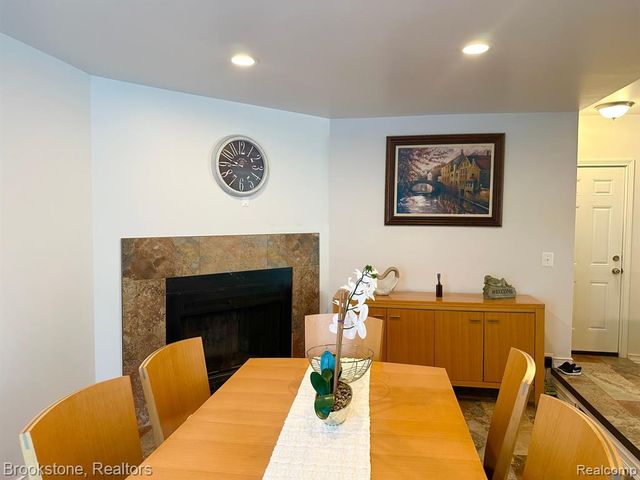 41371 Hamilton Drive, Sterling Heights, MI 48313