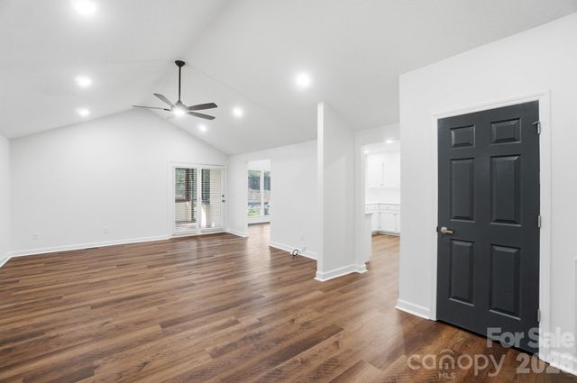 4437 Lake Shore Road N, Denver, NC 28037