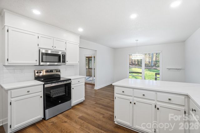 4437 Lake Shore Road N, Denver, NC 28037