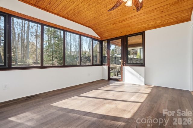 4437 Lake Shore Road N, Denver, NC 28037