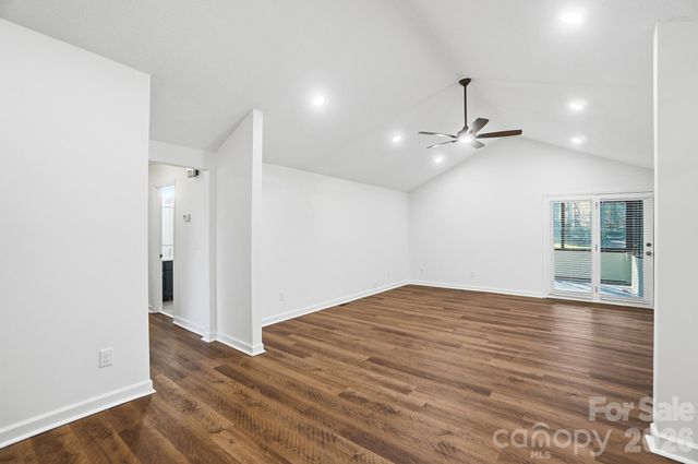 4437 Lake Shore Road N, Denver, NC 28037