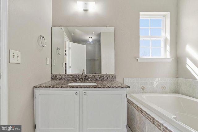 109 CANAL VIEW DR, Lawrenceville, NJ 08648