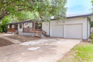 224 Brown Trail, Hurst, TX 76053