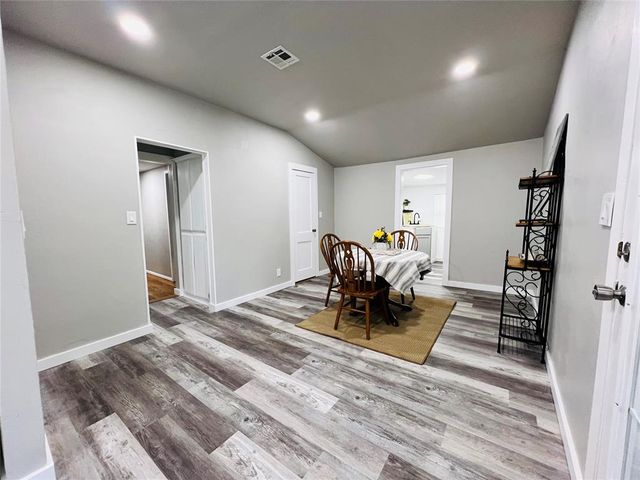 212 S 2nd Street, Noble, OK 73068