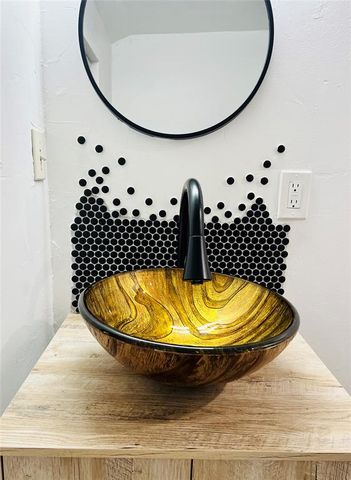 212 S 2nd Street, Noble, OK 73068