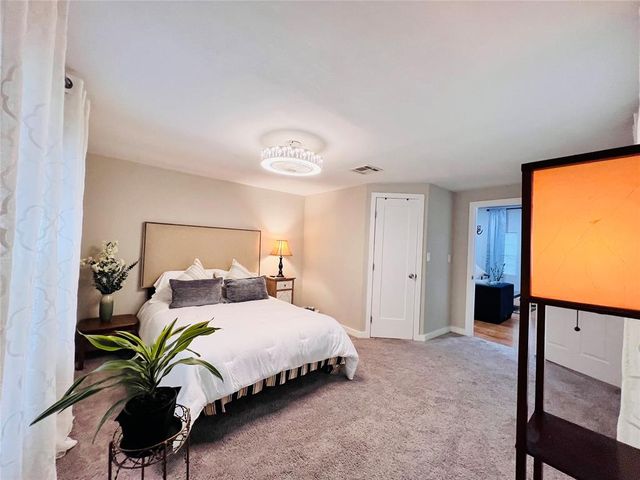 212 S 2nd Street, Noble, OK 73068