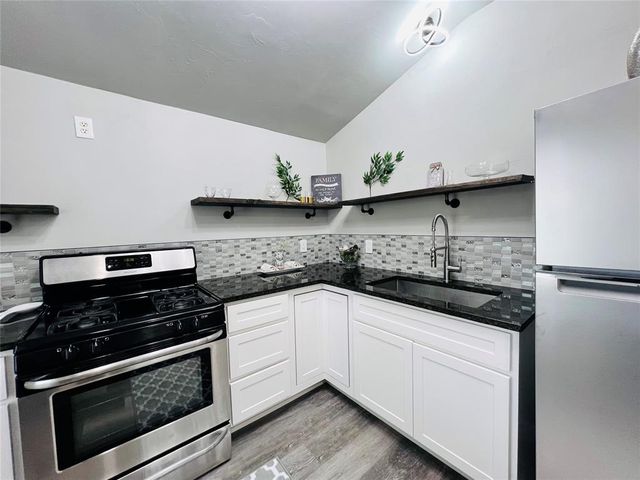 212 S 2nd Street, Noble, OK 73068