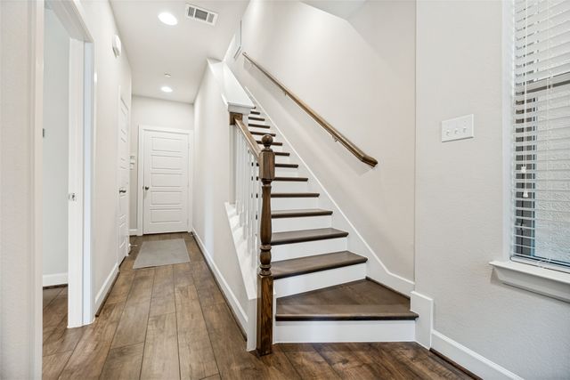 1380 Branchwood Place, Dallas, TX 75215