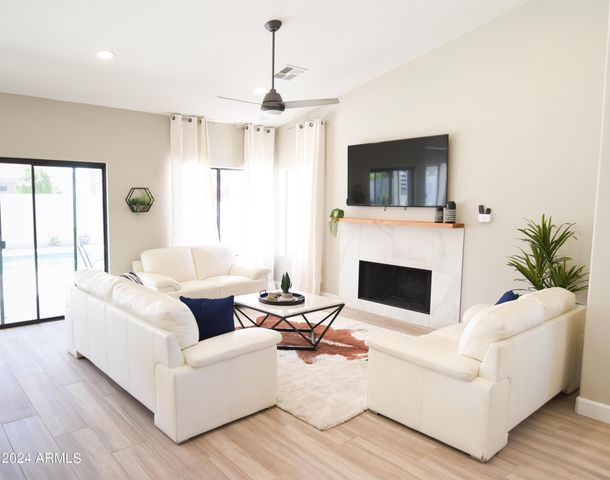 5921 E GRANDVIEW Road, Scottsdale, AZ 85254