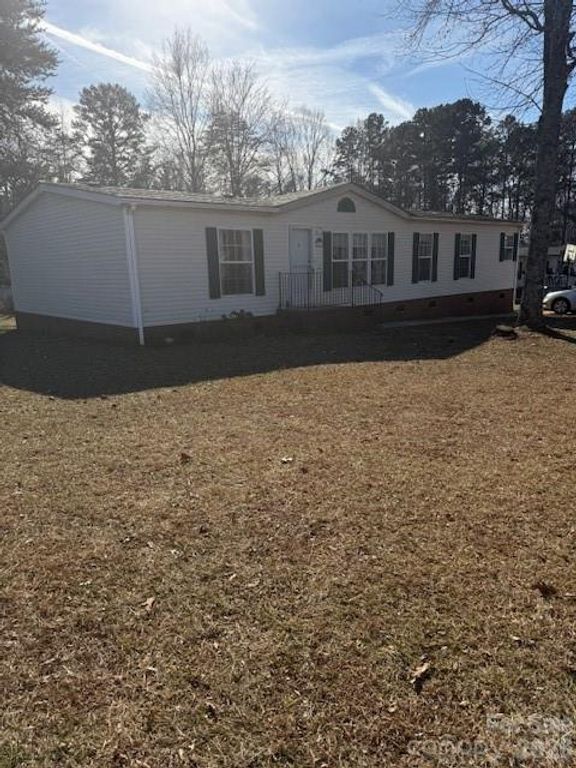 127 Knight N Gail Drive, Mooresville, NC 28115