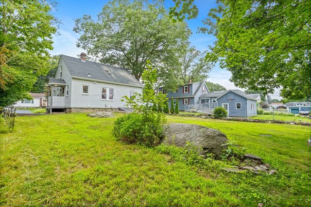 22 Morris St, Webster, MA 01570
