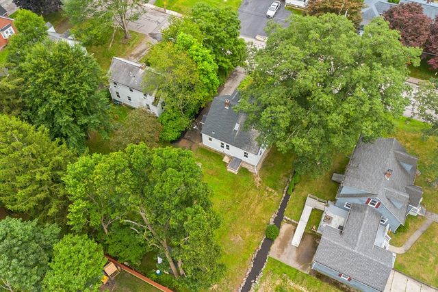 22 Morris St, Webster, MA 01570