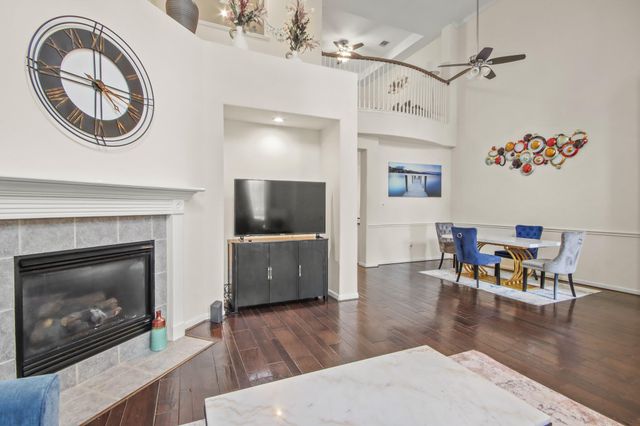 55 W Pipers Green Street, Spring, TX 77382