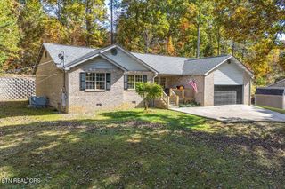 3125 Autumn Oaks Circle, Kodak, TN 37764