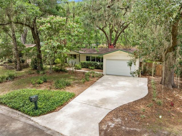805 NW 39TH DRIVE, Gainesville, FL 32605