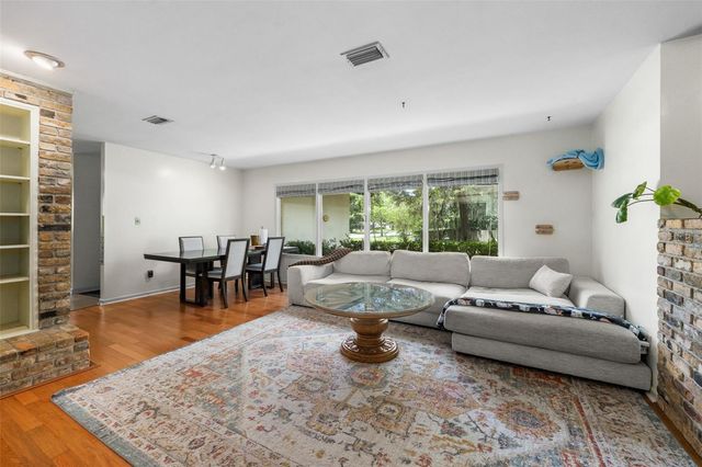 805 NW 39TH DRIVE, Gainesville, FL 32605