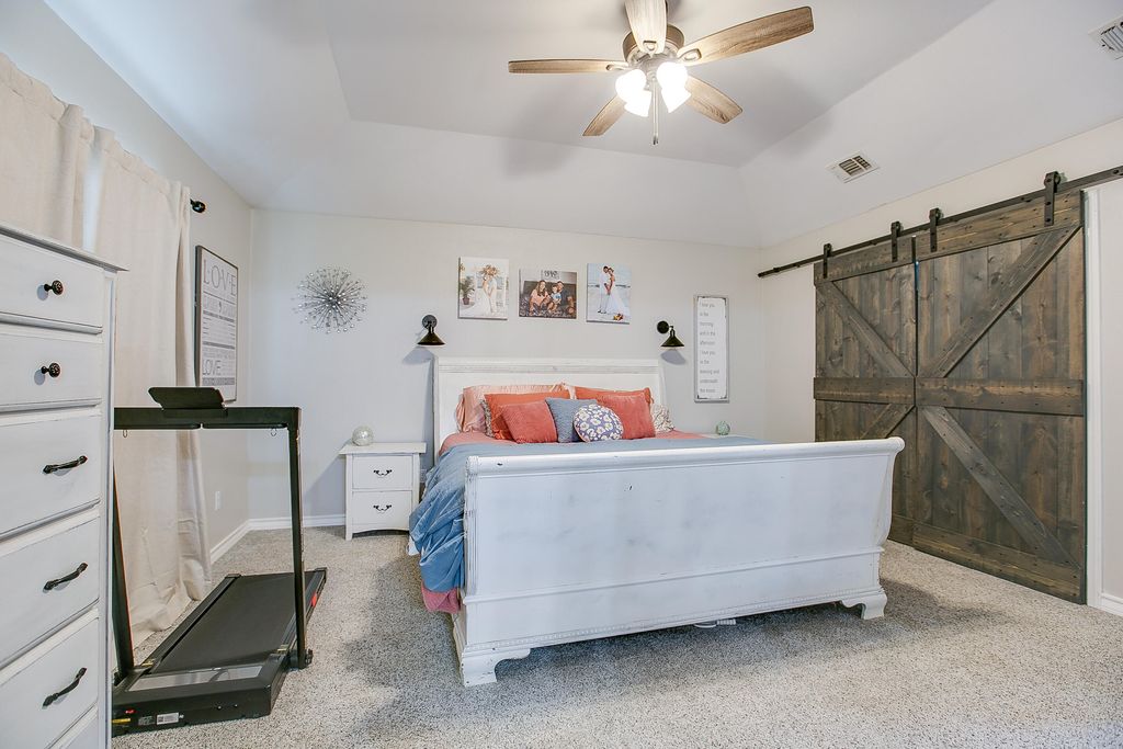 Image 26 of property listing at 6581 Plainview Drive, San Angelo, TX 76905