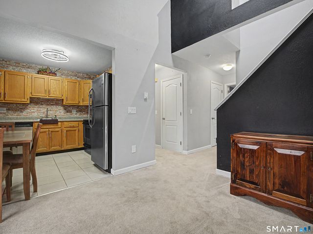 41 Glen Ridge Court 41, New Milford, CT 06776