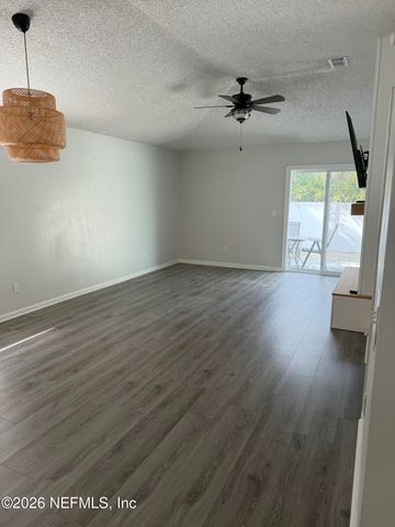 286 MAIN Street, Atlantic Beach, FL 32233