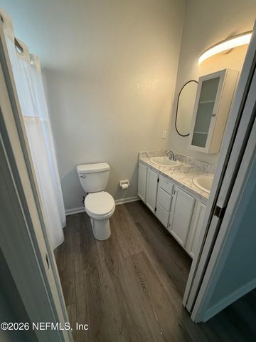 286 MAIN Street, Atlantic Beach, FL 32233