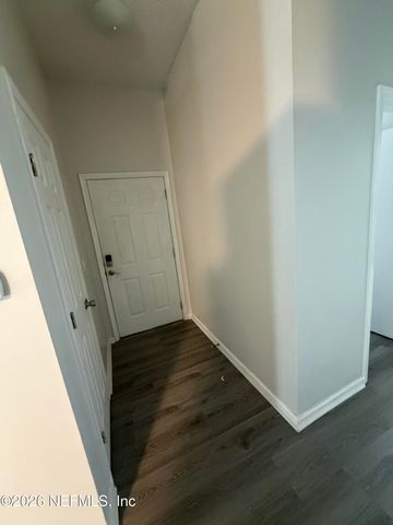 286 MAIN Street, Atlantic Beach, FL 32233