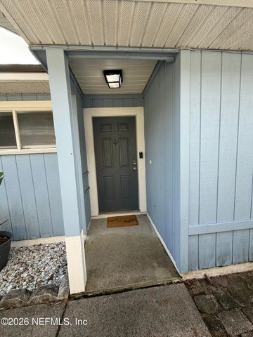 286 MAIN Street, Atlantic Beach, FL 32233