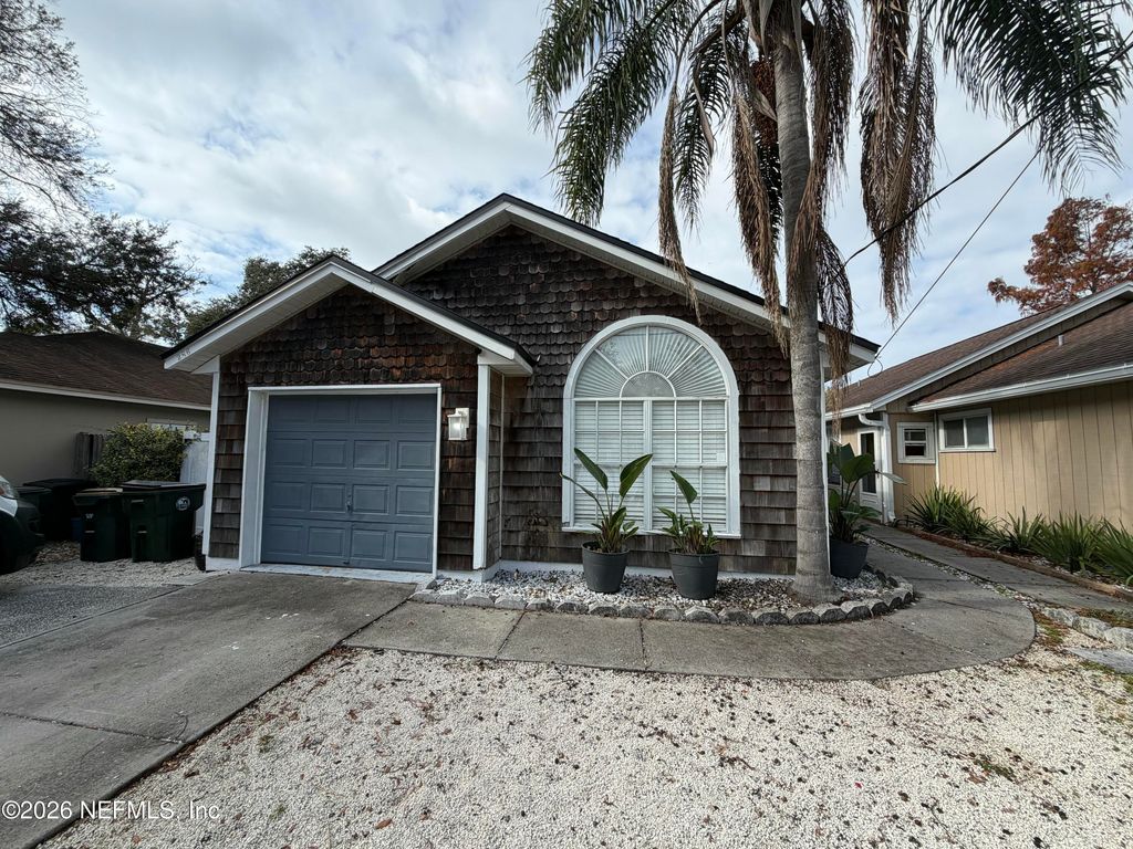 286 MAIN Street, Atlantic Beach, FL 32233