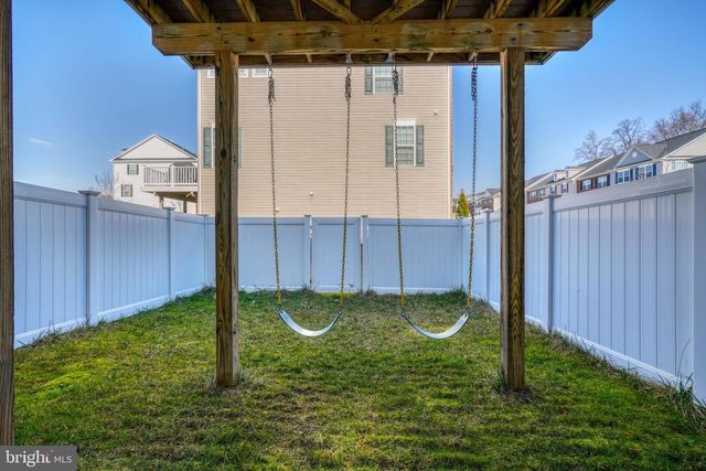 985 MORGAN RUN RD, Middle River, MD 21220