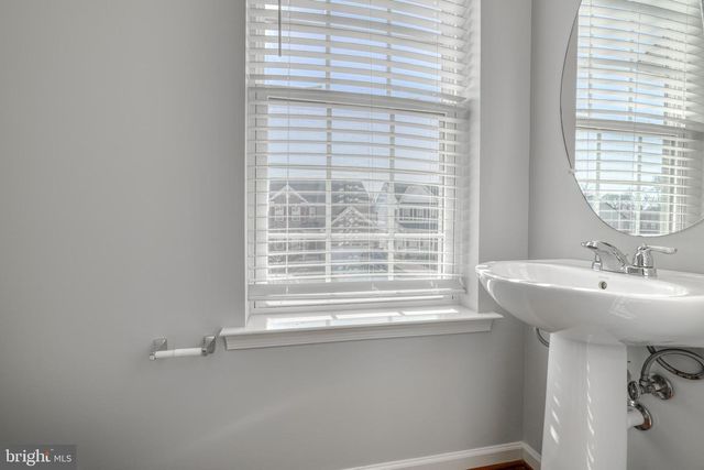 985 MORGAN RUN RD, Middle River, MD 21220