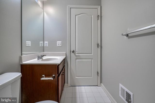 985 MORGAN RUN RD, Middle River, MD 21220