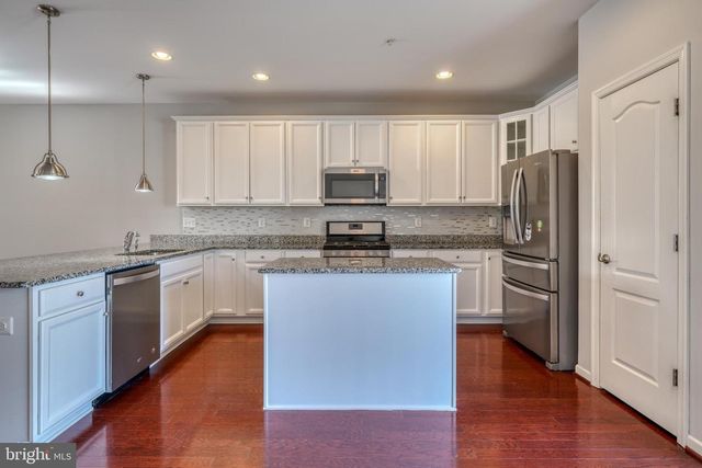 985 MORGAN RUN RD, Middle River, MD 21220