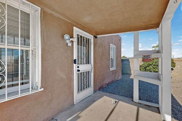 232 CANDELARIA Road NW, Albuquerque, NM 87107