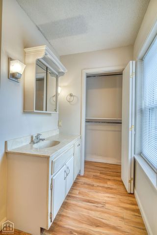 1609 Hillcrest Drive, Jonesboro, AR 72401