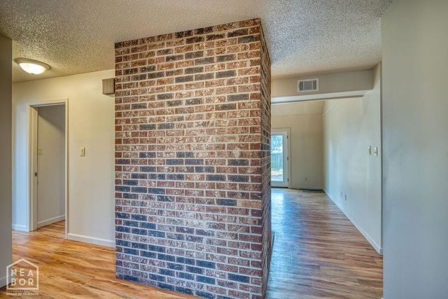 1609 Hillcrest Drive, Jonesboro, AR 72401