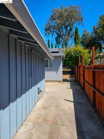 1480 Delwood St, Vallejo, CA 94591