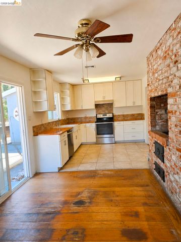 1480 Delwood St, Vallejo, CA 94591