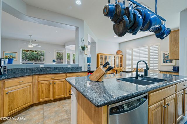 12740 N Piping Rock Road, Oro Valley, AZ 85755