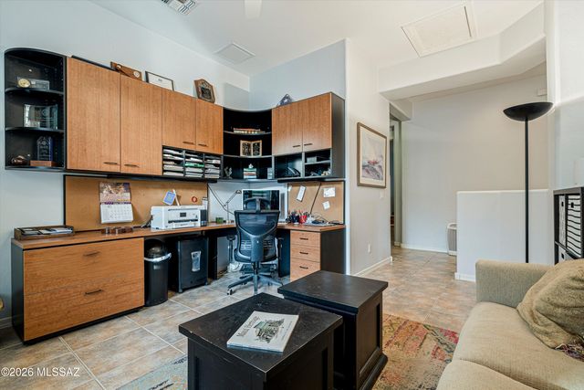 12740 N Piping Rock Road, Oro Valley, AZ 85755