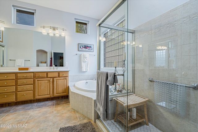 12740 N Piping Rock Road, Oro Valley, AZ 85755