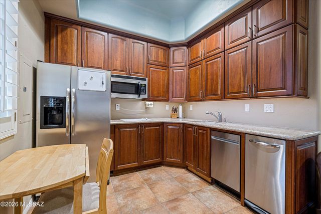 12740 N Piping Rock Road, Oro Valley, AZ 85755
