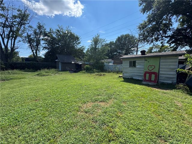 506 Dyer Street, Springdale, AR 72762