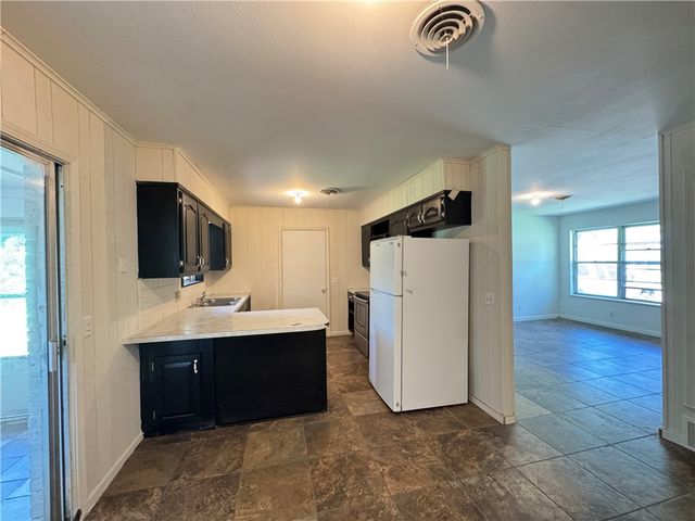 506 Dyer Street, Springdale, AR 72762